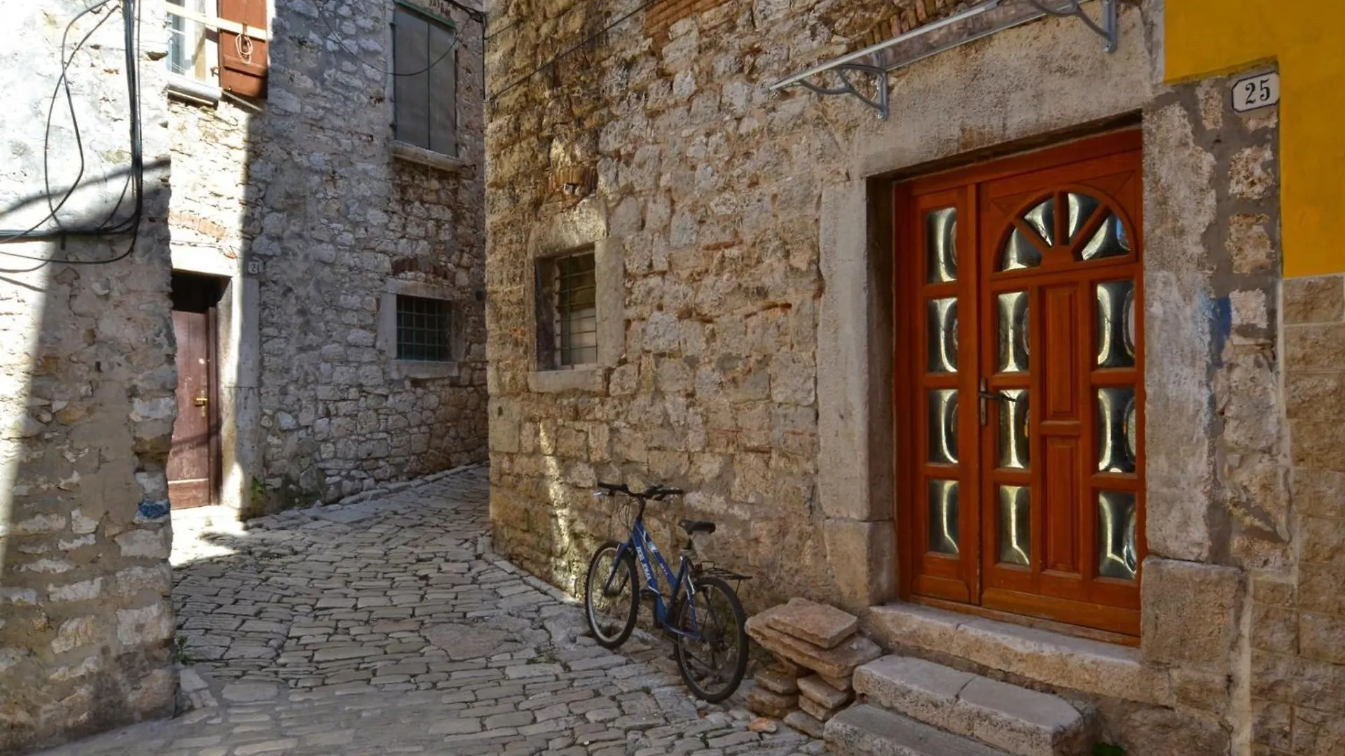 Charming Studio In The Heart Of Rovinj, Steps From Carera Street